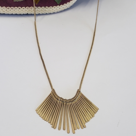 Unique Vintage Spike Necklace - Picture 2 of 11